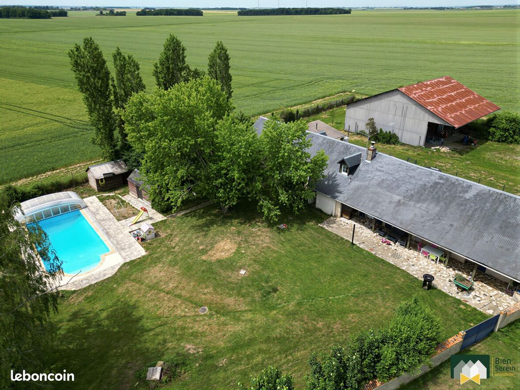 Maison 6 pièces 221 m² · à Luplanté · 221 m² · 380 000 €