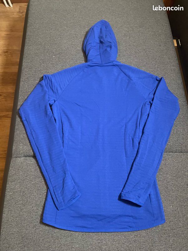 Pull BCBG Max Azria En Laine Mérinos - Col Capuche, Rayé Bleu Marine Combo - Taille XS, Neuf Avec étiquette