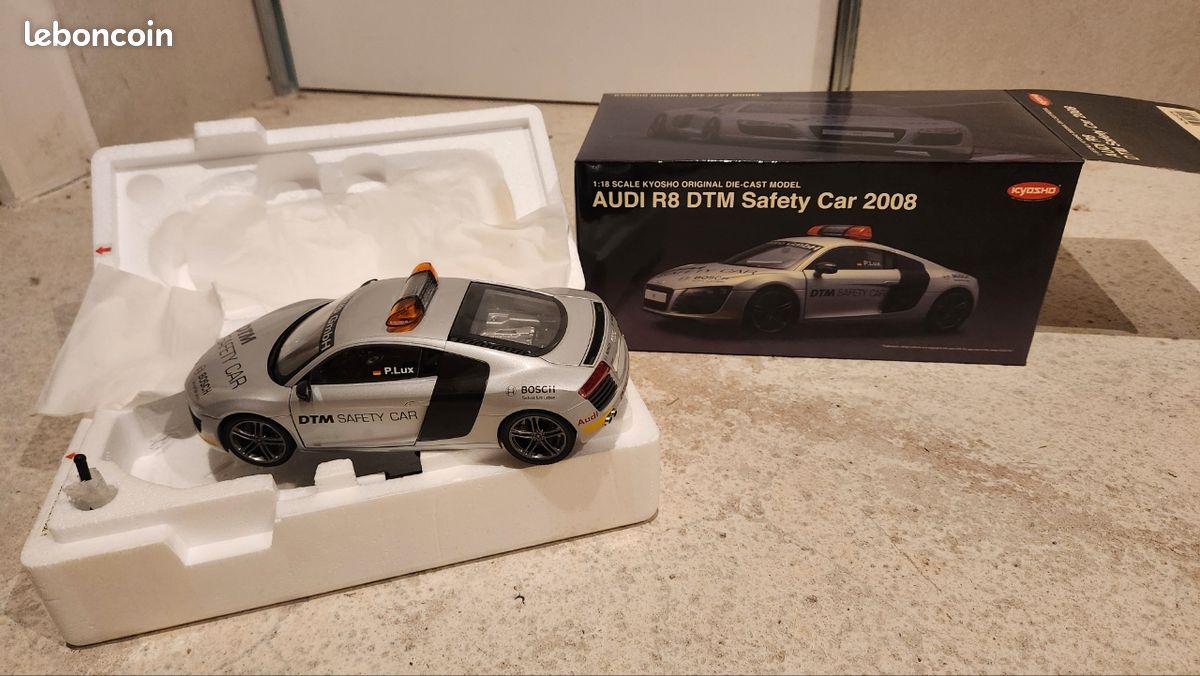 Miniature Audi R8 DTM Safety Car 2008, échelle 1/18, Kyosho 09214DTM, Gris