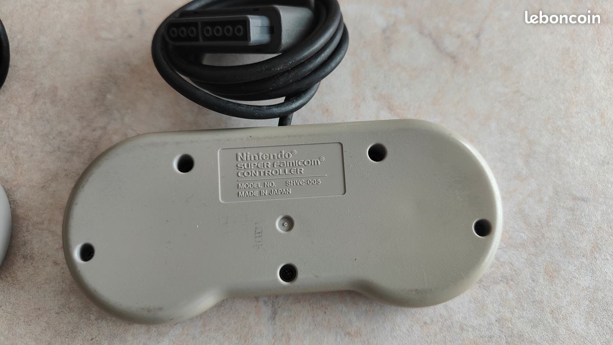 [VENDUES] 2 manettes Nintendo Super Famicom / SNES (image 7)
