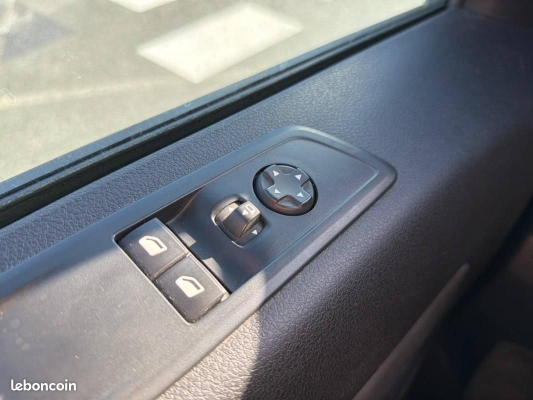 Peugeot Expert CABINE APPROFONDIE CA FIXE M BLUEHDI 145 S&S EAT8 (image 27)