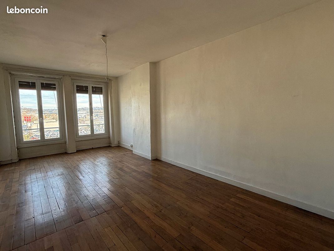 Appartement 2 pièces 56 m² · à Lyon · 56 m² · 175 000 €