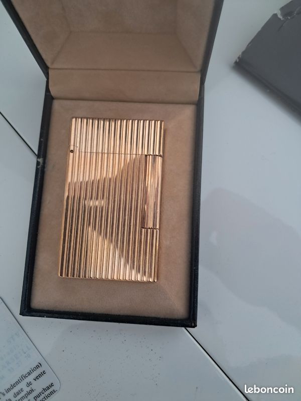Briquet Dupont (image 1)