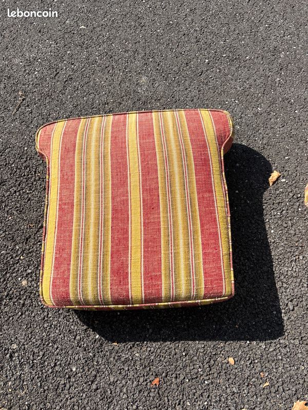 Lot de 2 Fauteuils en tissu et bois massif (image 2)