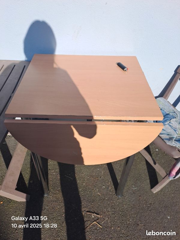 Table à manger pliante (image 1)