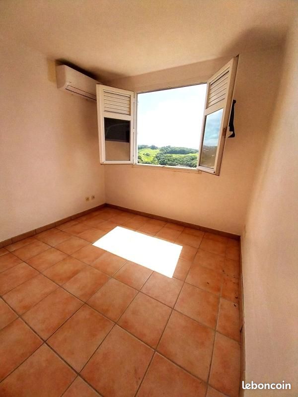 Appartement 2 pièces 54 m² · à Fort-de-France · 54 m² · 760 €/mois