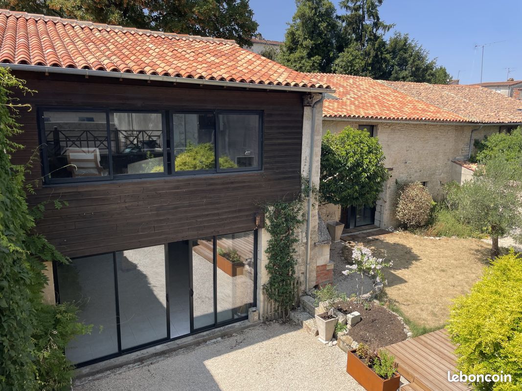 Maison 7 pièces 191 m² · à Niort · 191 m² · 564 300 €