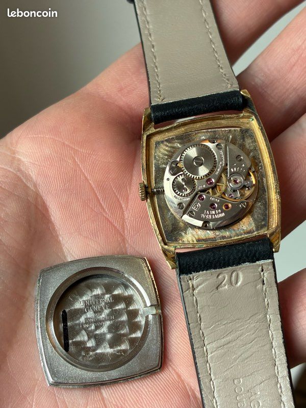 Montre Universal Genève Tank Vintage - Réf. 542114, Cal. 1-42, Plaqué Or, Années 70