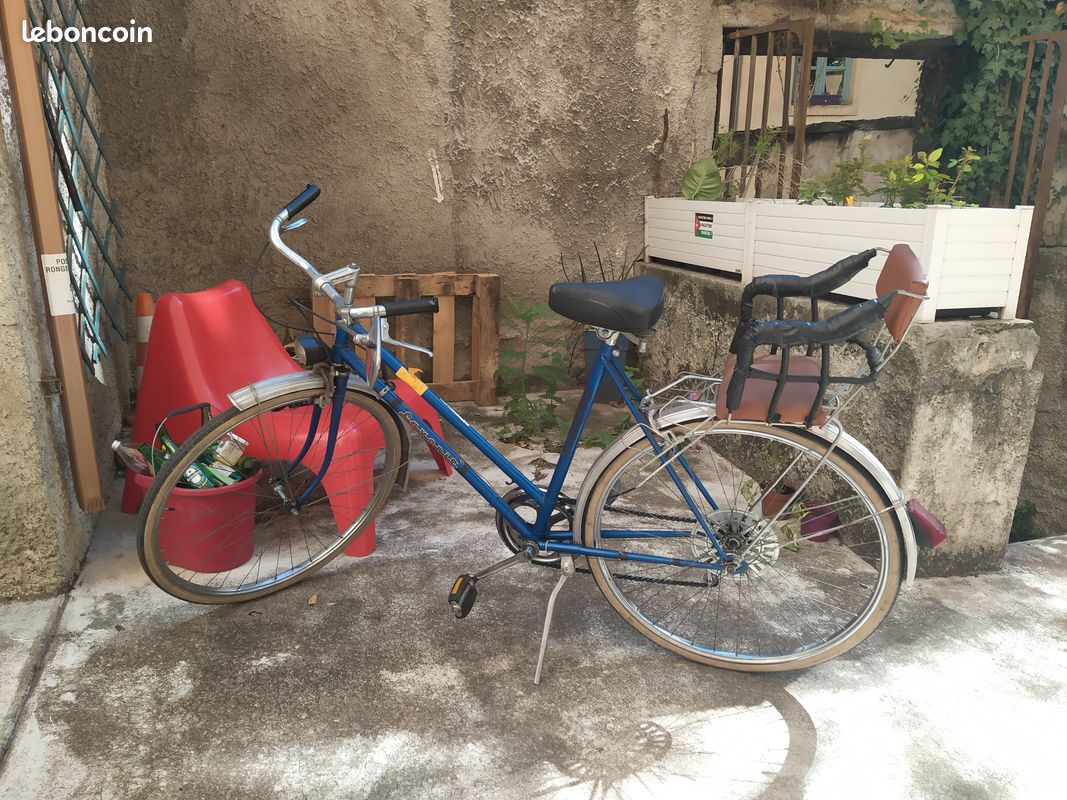 Siège bébé vélo vintage à restaurer (image 1)