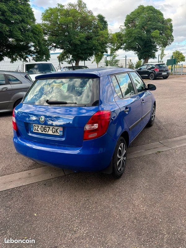 SKODA FABIA 1.2 i 60CV PEP'S (image 3)