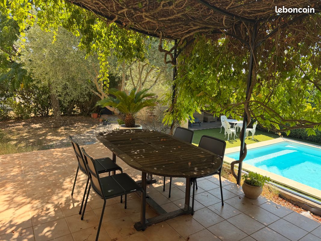 Maison 6 pièces 120 m² · à Saint-Chaptes · 120 m² · 359 000 €