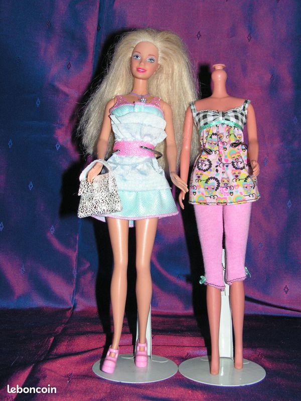 BARBIE N° 68421 FASHIONITAS 1998 plus une tenue (image 1)