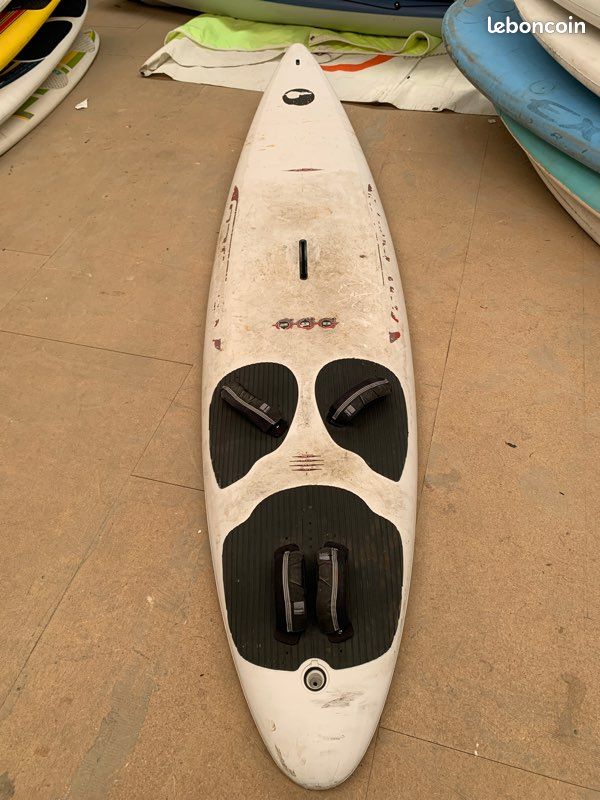Planche à voile 137 L (image 1)