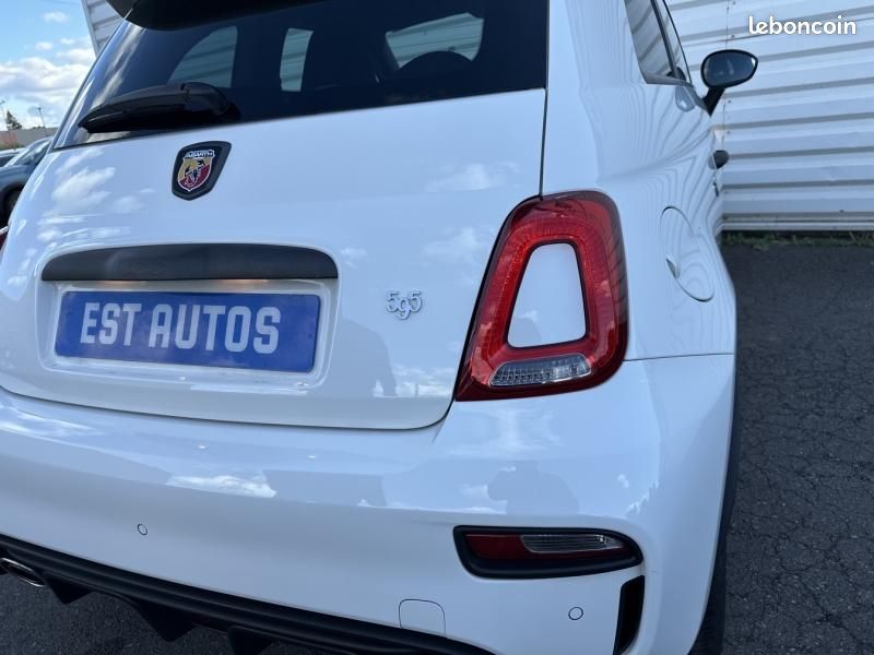 Abarth 500 1.4 Turbo T-Jet 165ch 595 MY22 (image 44)