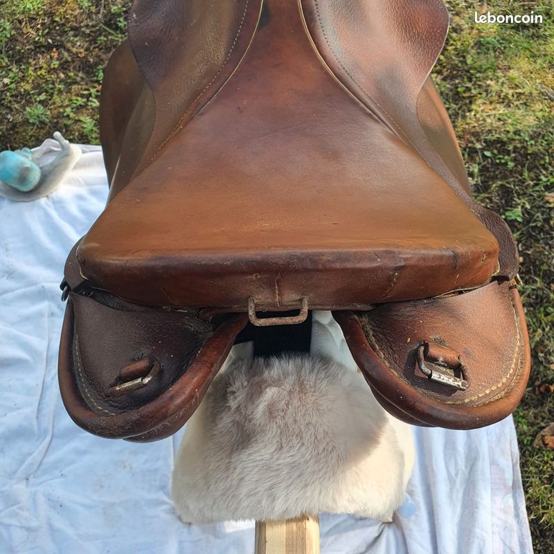 Selle équitation cuir 17,5 cheval - 500 marron