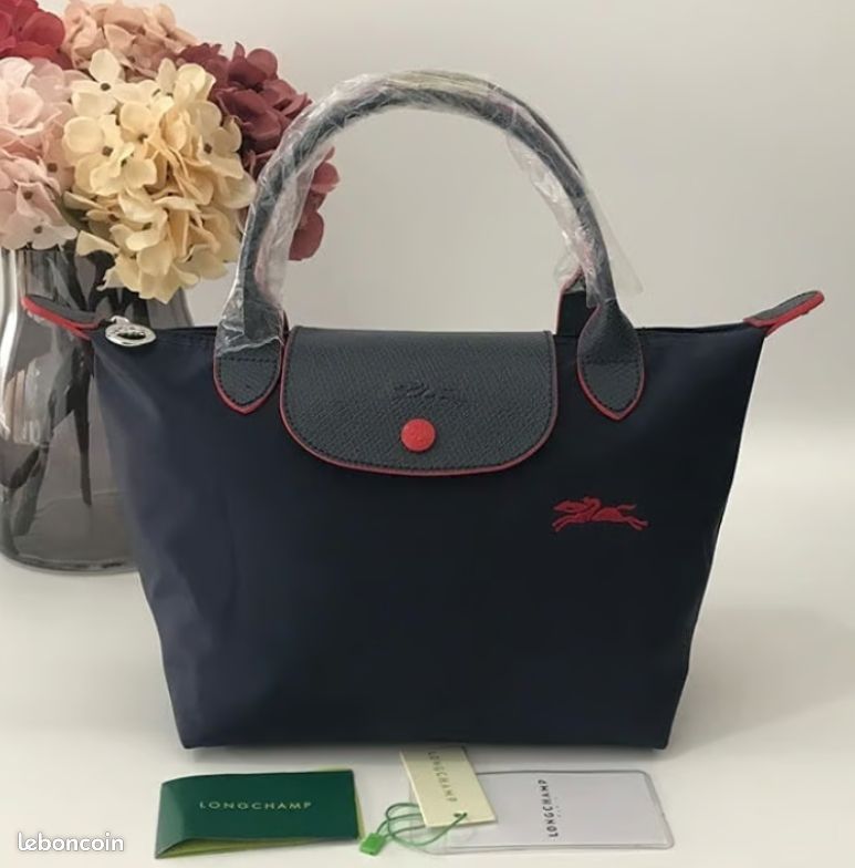 LONGCHAMP Le Pliage Club Bleu Marine sac à bandoulière pliable 28