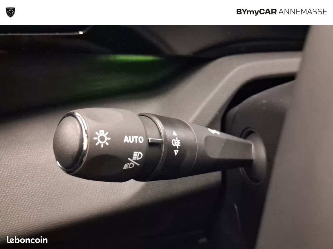 PEUGEOT 408 Hybrid 145 e-DCS6 GT (image 30)