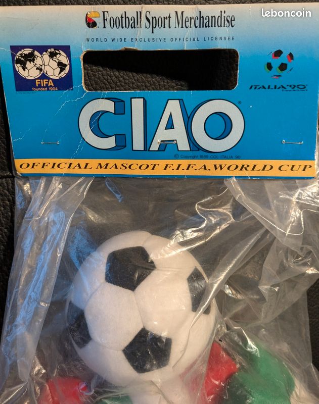 Pins Ciao Mascotte Mondial foot 1990 - Collection