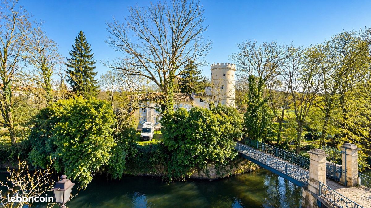 Appartement 4 pièces 110 m² · à Niort · 110 m² · 315 000 €