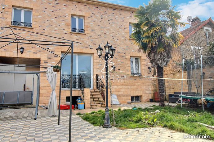 Maison 7 pièces 150 m²