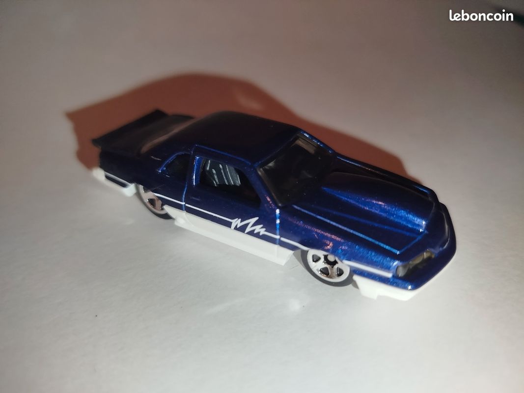 Car 1988 Ford Thunderbird T Bird Hot Wheels Hot Wheels 1988 Ford T