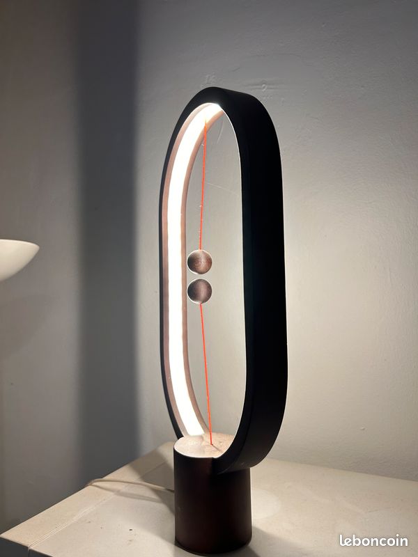 Lampe led ellipse magnétique (image 4)