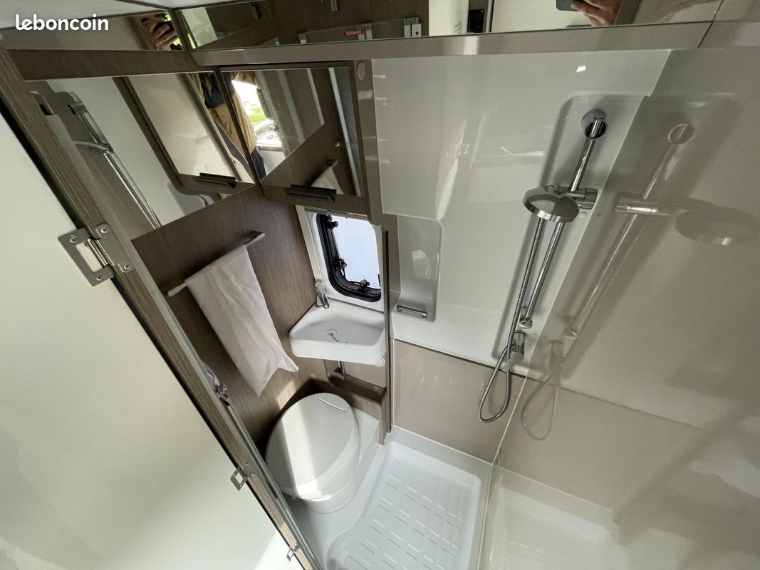 Chausson V594 First Line toit pop-up 2024 (image 10)