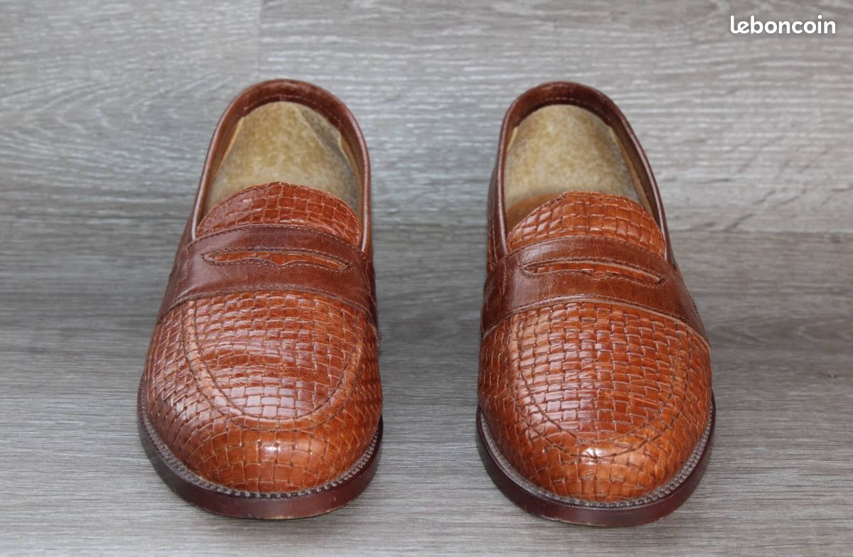 Mocassins Femme TANAGRA Vintage Cuir Marron Taille 40 FR / 8 US – Très Bon état