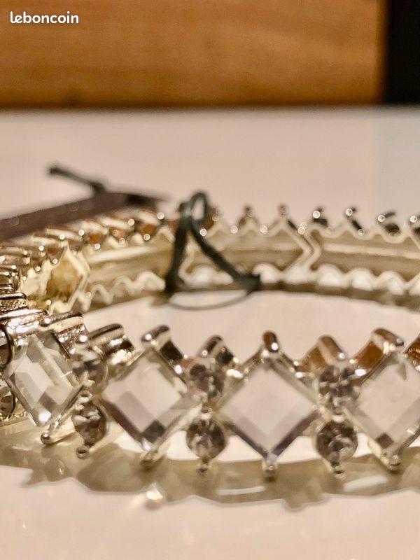 Bracelet neuf (image 4)