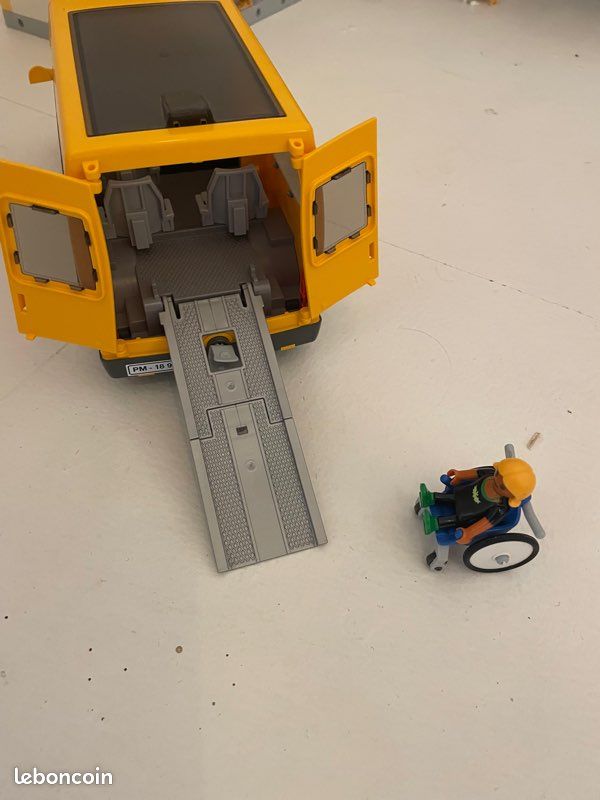 Grande école Playmobil (image 2)