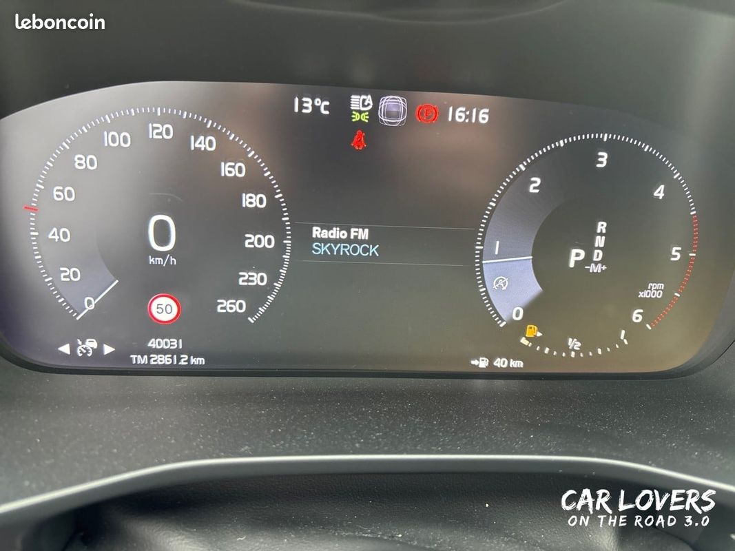 VOLVO XC40 D3 AdBlue 150 ch Geartronic 8 Business (image 22)