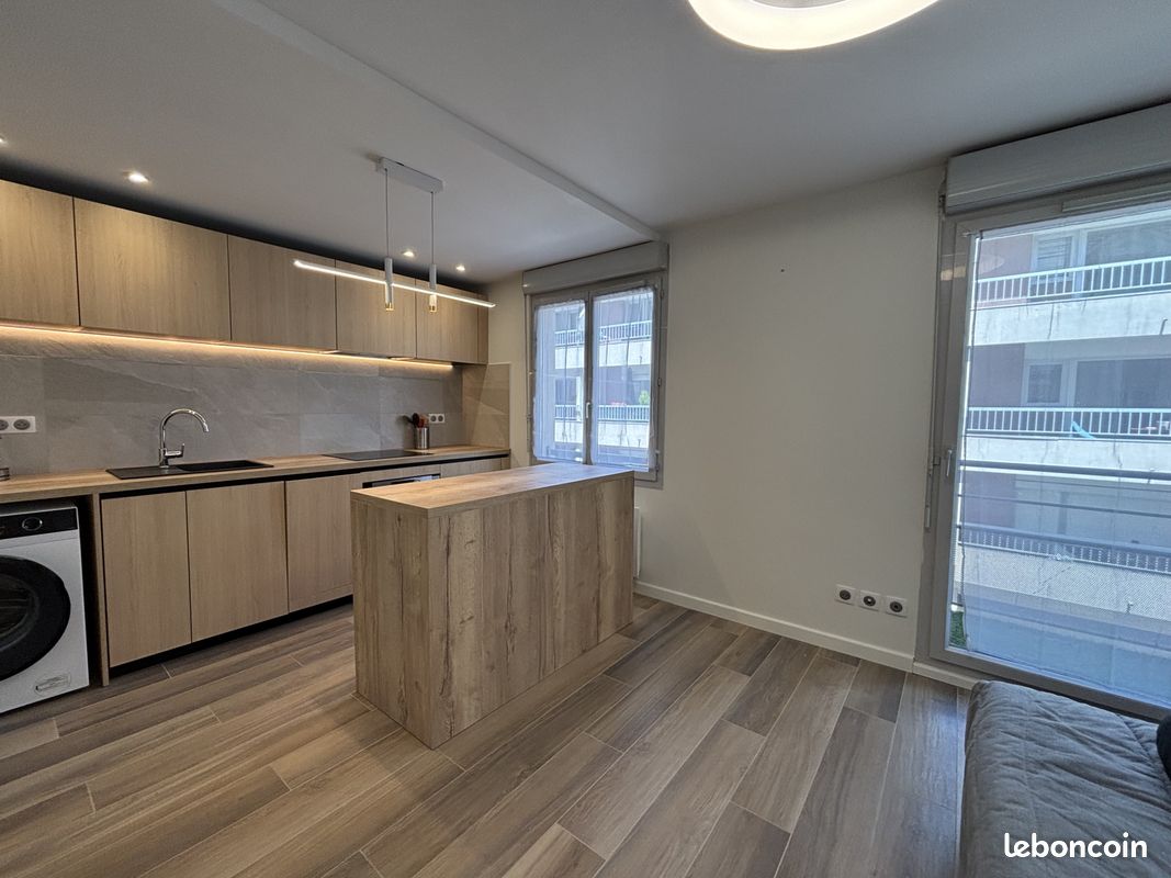 Appartement 1 pièce 21 m² · à Grenoble · 21 m² · 650 €