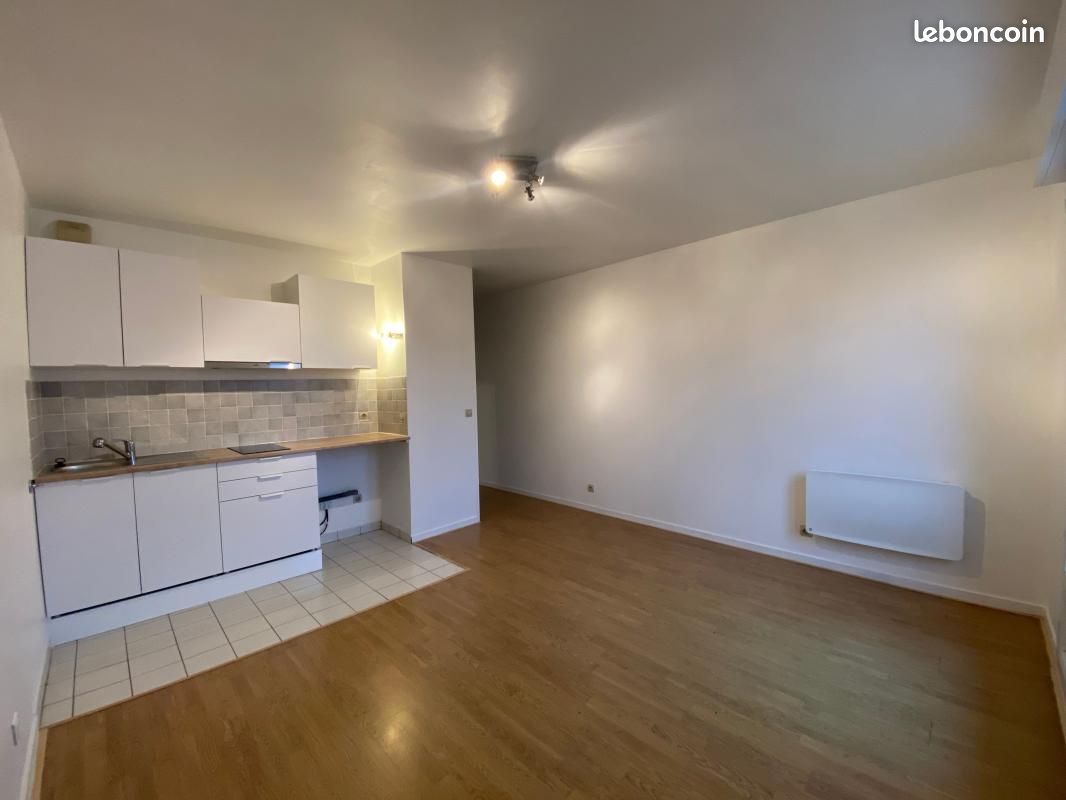 Appartement a louer pontault-combault - 2 pièce(s) - 32 m2 - Surfyn