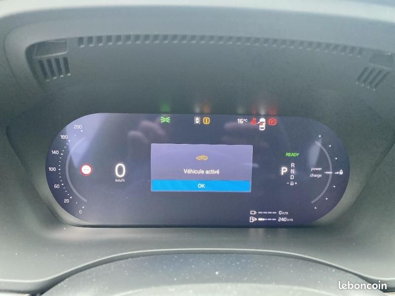 Volvo XC60 T6 Hybride Rechargeable 350ch Black Edition Geartronic 8 AWD (image 13)