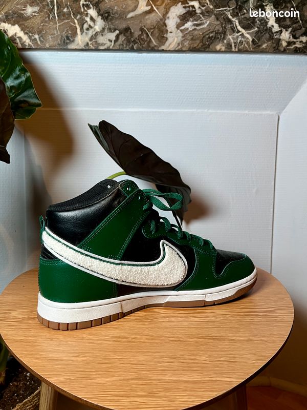 Nike Dunk High Retro 