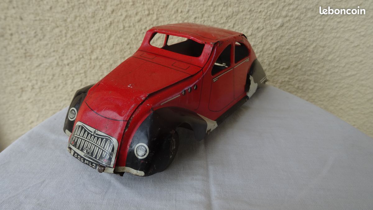 JEP FRANCE BUGATTI tole voiture de course EUR 349,00 - FR