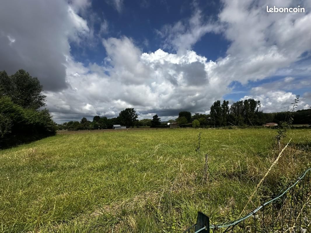 Terrain 2 150 m² Albi · 119 000 €