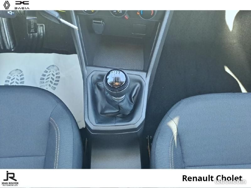 Dacia Sandero 1.0 TCe 90ch Stepway Essential -24 (image 6)