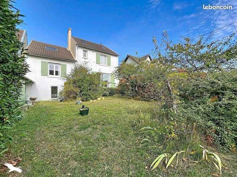 Maison 7 pièces 190 m² · à Houilles · 190 m² · 750 000 €