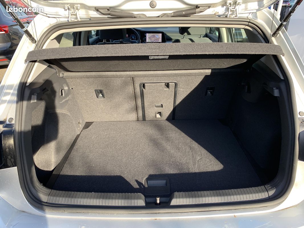 VOLKSWAGEN Golf 1.0 eTSI OPF 110 DSG7 Life Plus (image 19)