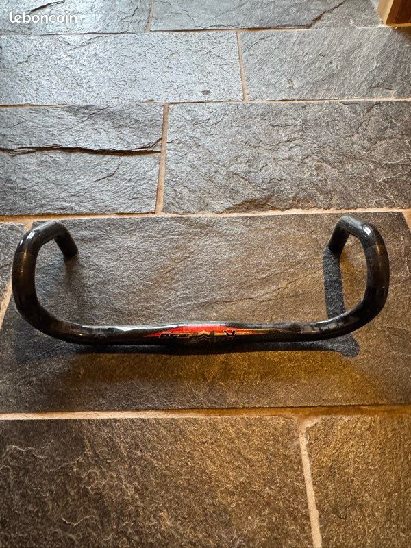Cintre carbone FSA K-force (image 1)