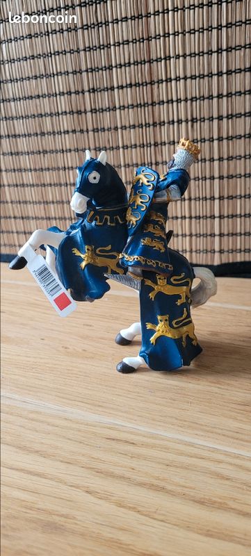 Figurine papo roi bleu et son cheval (image 2)