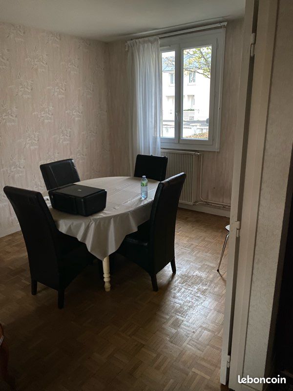 Maison 4 pièces 100 m² · à Bourges · 100 m² · 920 €/mois