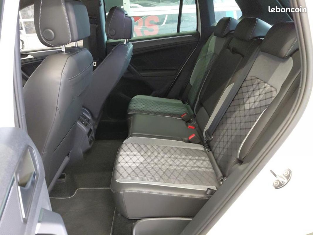 VOLKSWAGEN TIGUAN 2.0 TDI 150 DSG R-Line (image 5)