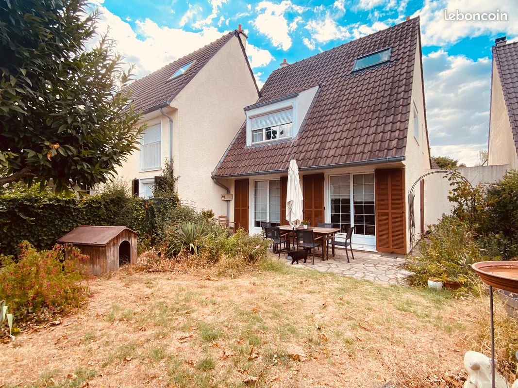 Maison 4 pièces 102 m² · à Breuillet · 102 m² · 288 500 €