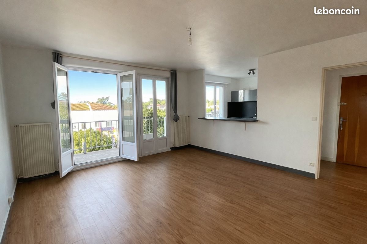 Appartement 2 pièces 54 m² · à Niort · 54 m² · 480 €