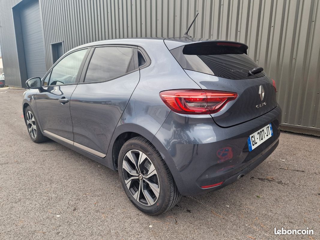 Renault Clio 1.5 dCi 100 CH Evolution, TBEG, GPS, TAB, J.Alu, ... ( 1er Main, TVA ) Reprise Possible (image 2)