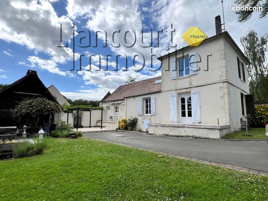 Maison 5 pièces 128 m² · à Angicourt · 128 m² · 299 000 €