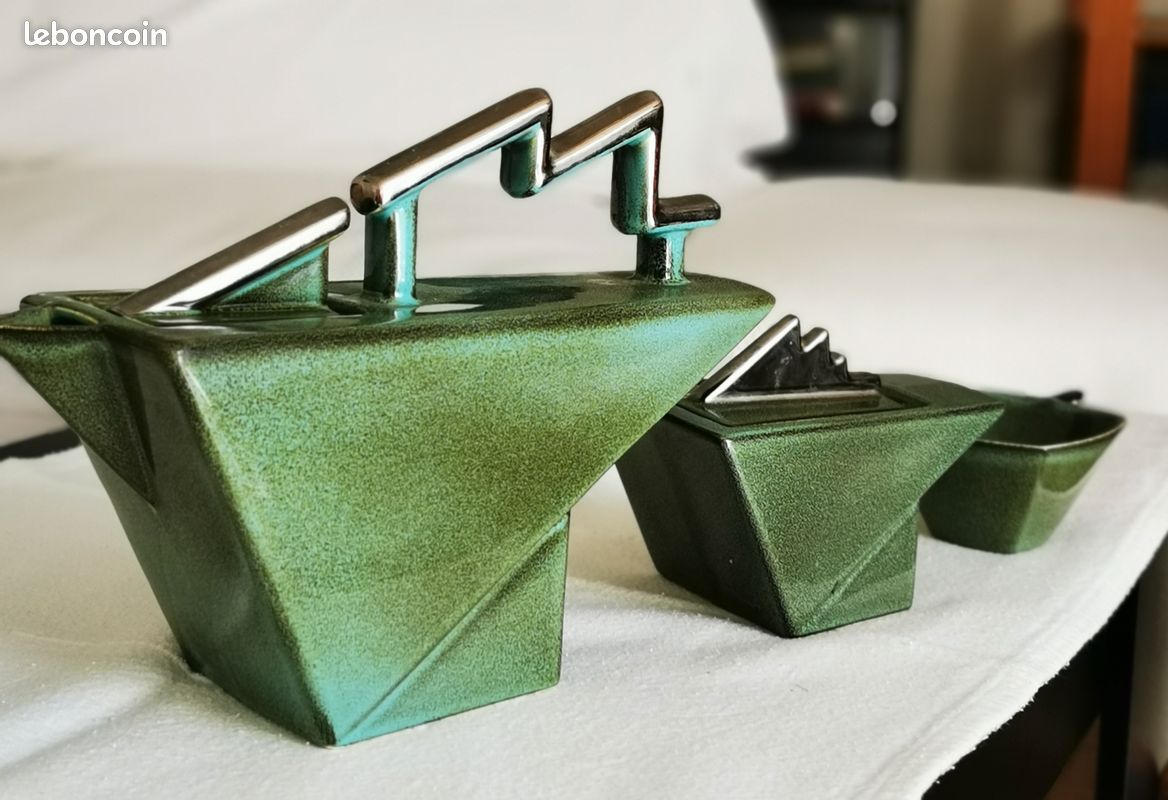 Service de table théière ZIGZAG post-moderne de Pierre Casenove Salins studio (image 1)