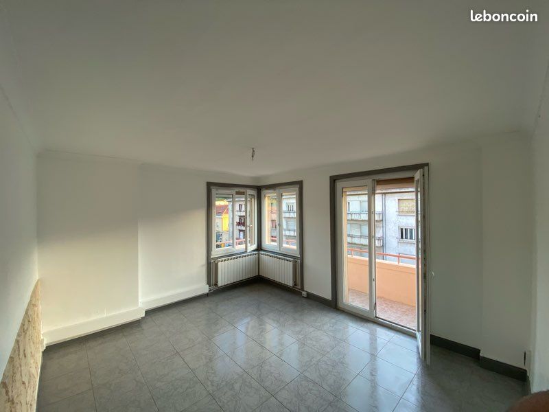 Appartement 3 pièces 72 m² · à Givors · 72 m² · 780 €/mois